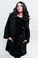 Пальто из норки черного цвета с отложным воротником фото №3